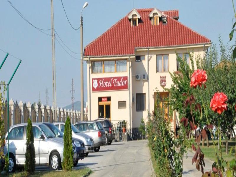 Hotel Tudor Ploieşti Eksteriør bilde