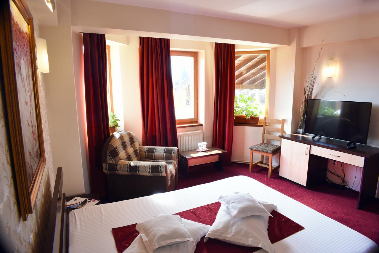 Hotel Tudor Ploieşti Eksteriør bilde