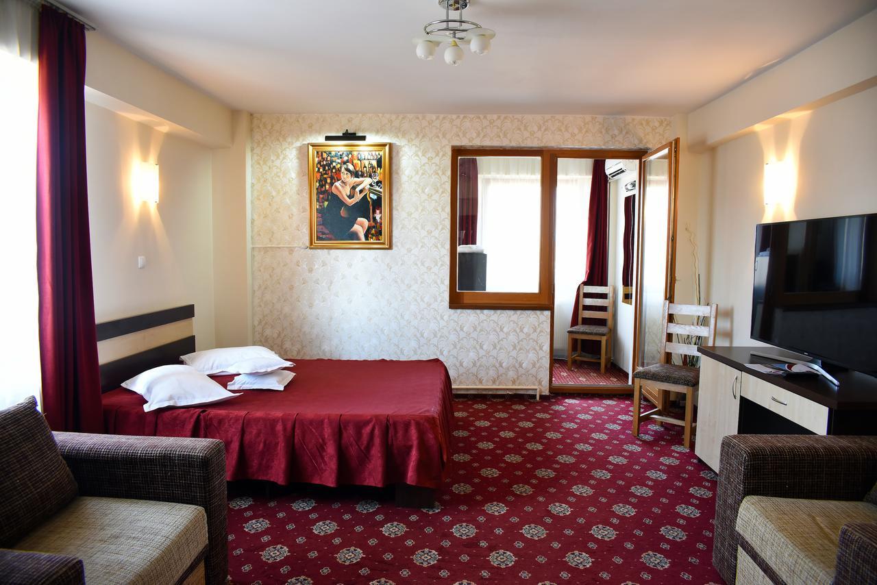 Hotel Tudor Ploieşti Eksteriør bilde